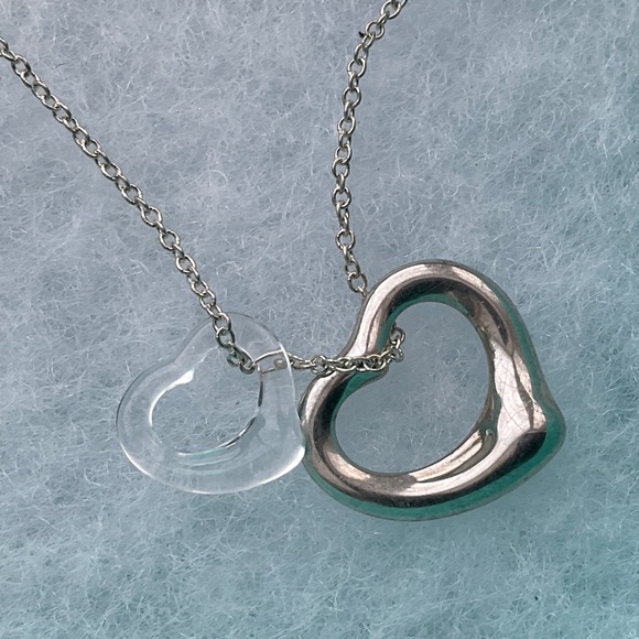 Tiffany Elsa Peretti double heart, Silver and Rock Crystal hearts necklace - Picture 7 of 7
